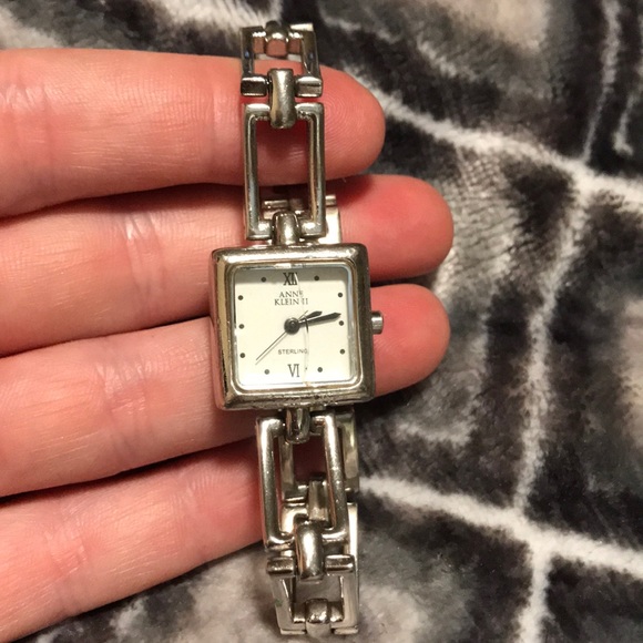 Watch - Picture 1 of 1